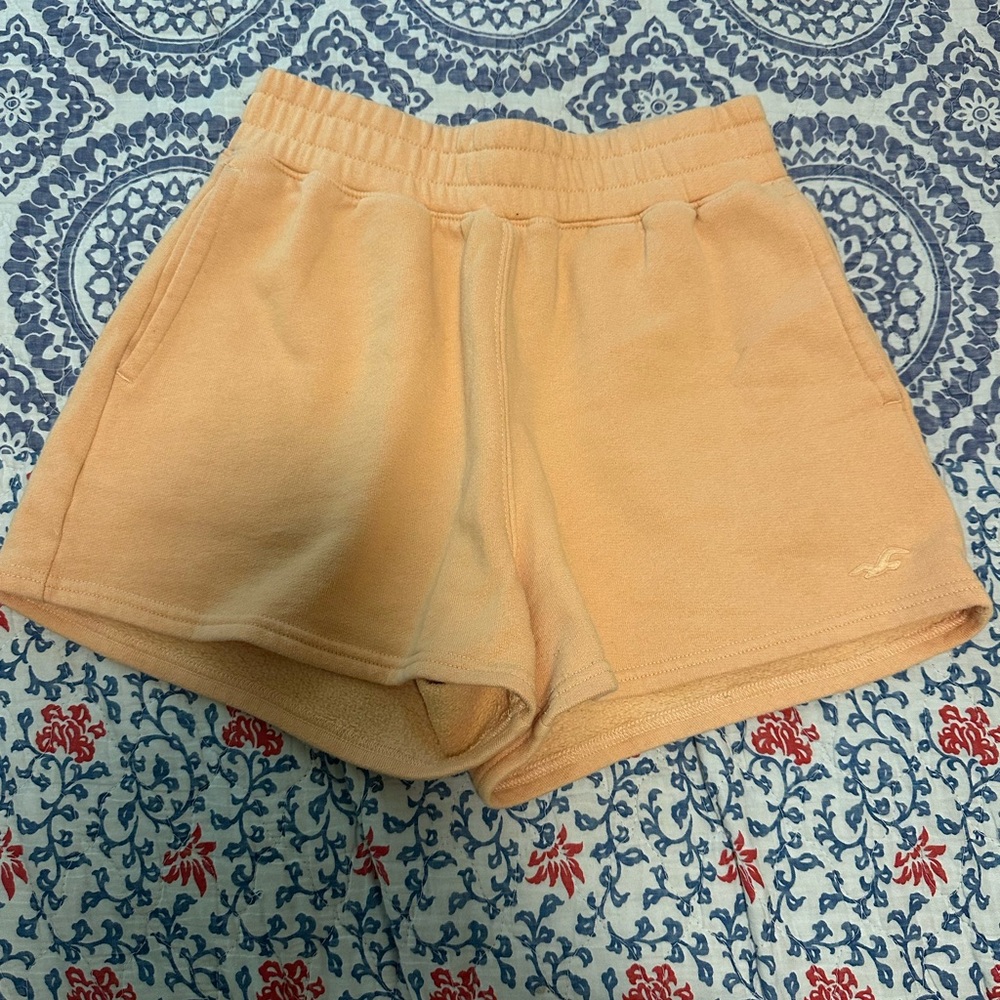 Hollister Orange Athletic Shorts Relaxed Fit Elastic Waistband